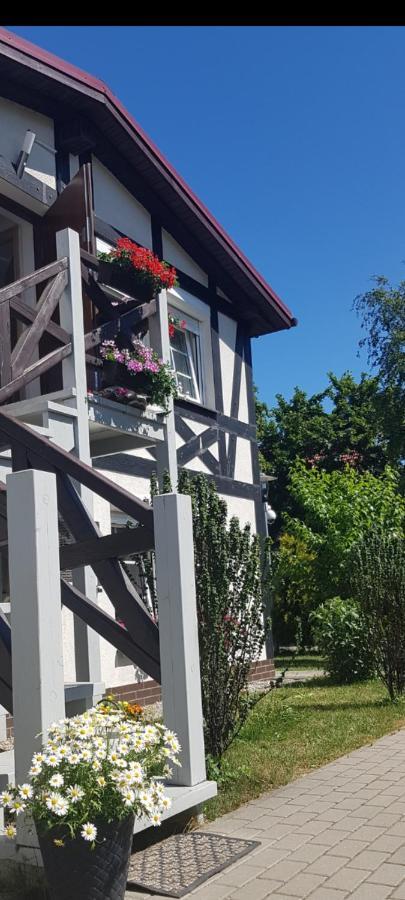Nadmorskie Apartamenty Ustka Exterior photo